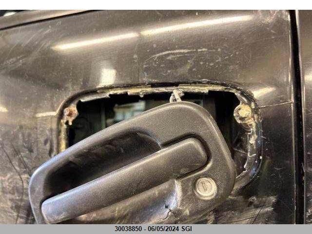 2004 Chevrolet Avalanche K1500 VIN: 3GNEK12T54G274168 Lot: 30038850