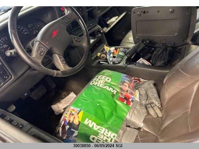 2004 Chevrolet Avalanche K1500 VIN: 3GNEK12T54G274168 Lot: 30038850