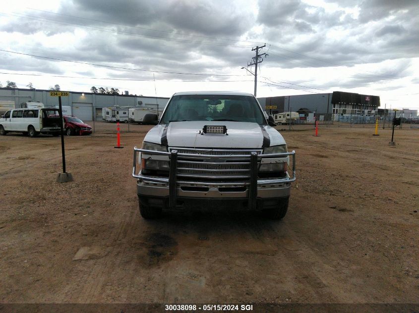 2006 Chevrolet Silverado K3500 VIN: 1GCHK39U06E211523 Lot: 30038098