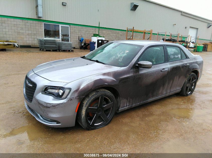 2018 Chrysler 300 S VIN: 2C3CCABG1JH299939 Lot: 30038875