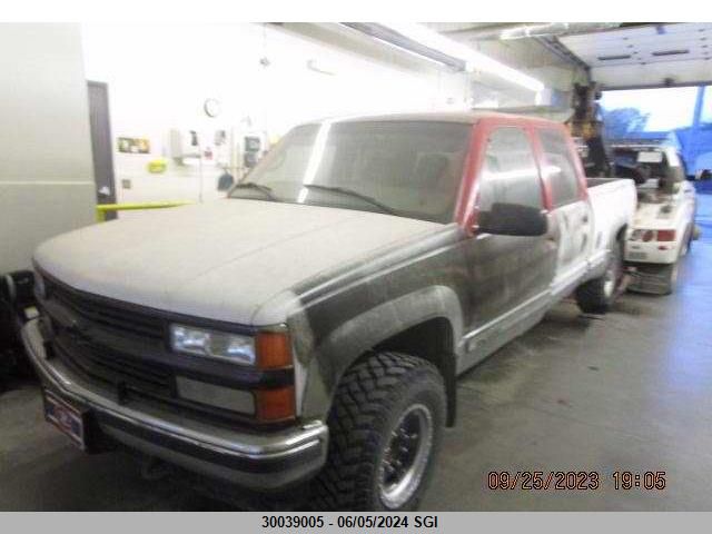 2000 Chevrolet Gmt-400 K2500 VIN: 1GCGK23R3YF406586 Lot: 30039005