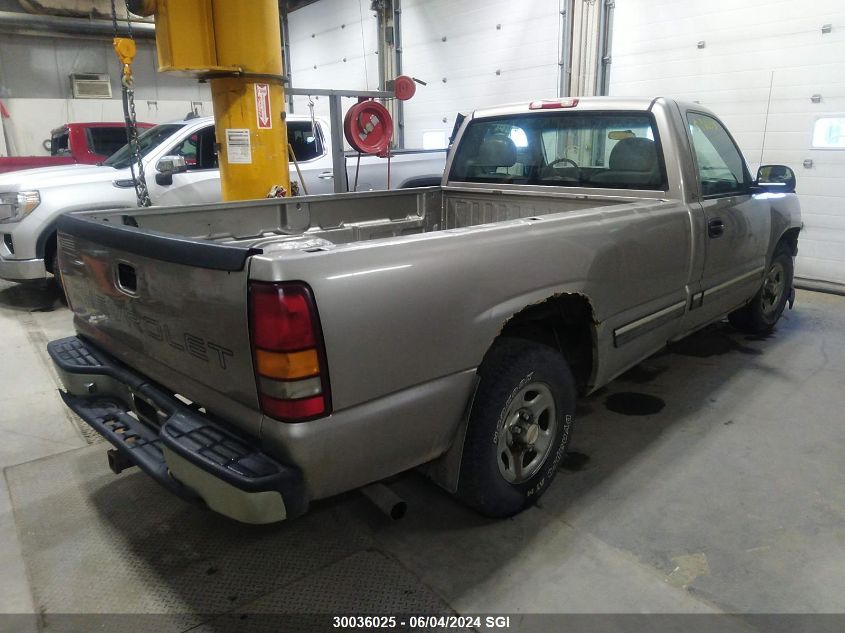 2000 Chevrolet Silverado C1500 VIN: 1GCEC14T1YE142301 Lot: 30036025