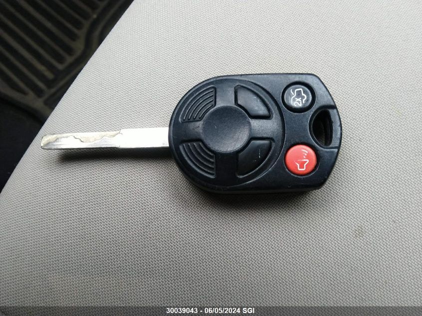 2015 Ford Focus Se VIN: 1FADP3F2XFL309401 Lot: 30039043