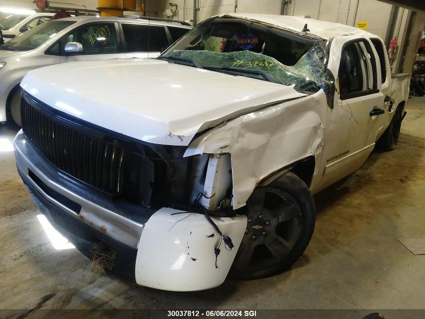 2011 Chevrolet Silverado K1500 Lt VIN: 3GCPKSE31BG352168 Lot: 30037812