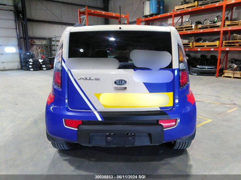 2010 Kia Soul +/!/Sport VIN: KNDJT2A24A7070455 Lot: 30038853