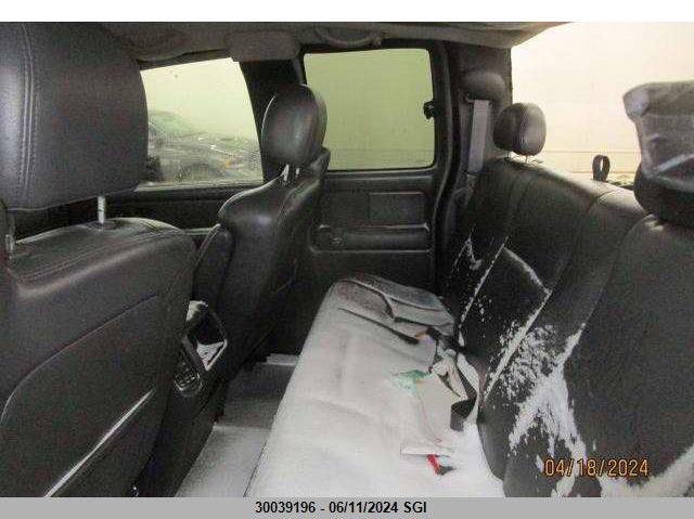 2004 Chevrolet Silverado K2500 Heavy Duty VIN: 1GCHK29244E360457 Lot: 30039196