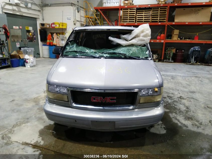 1998 GMC Safari Xt VIN: 1GKDM19WXWB517777 Lot: 30038236