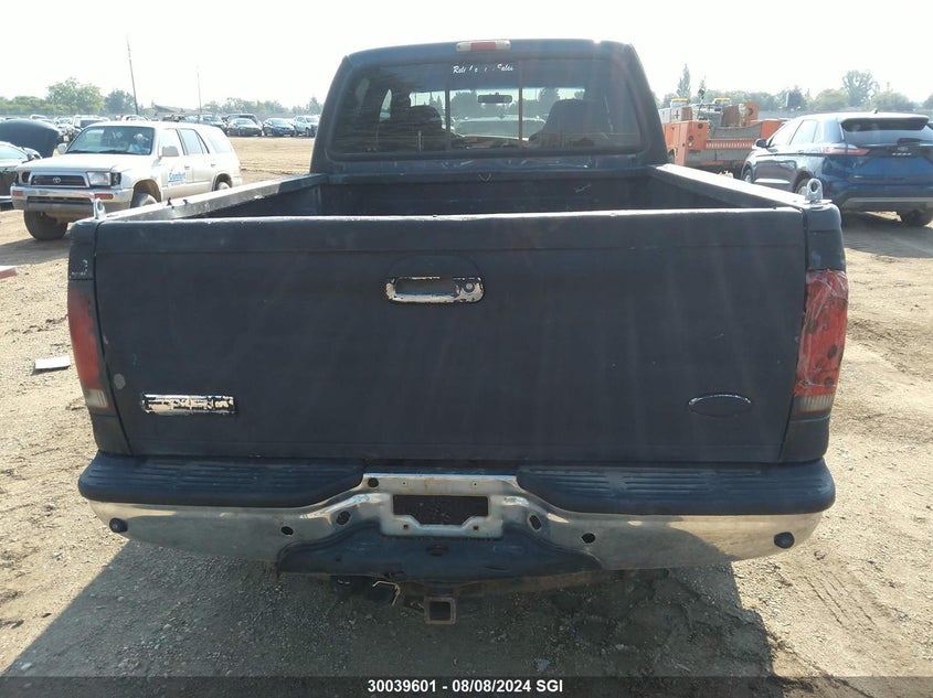 2005 Ford F250 Super Duty VIN: 1FTSW21P85EB46381 Lot: 30039601
