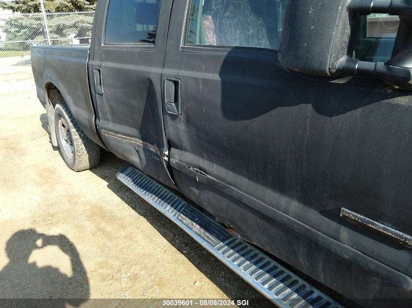 2005 Ford F250 Super Duty VIN: 1FTSW21P85EB46381 Lot: 30039601