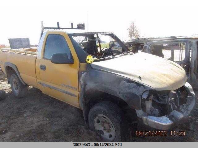 2005 GMC Sierra K2500 Heavy Duty VIN: 1GTHK24U35E247108 Lot: 30039643