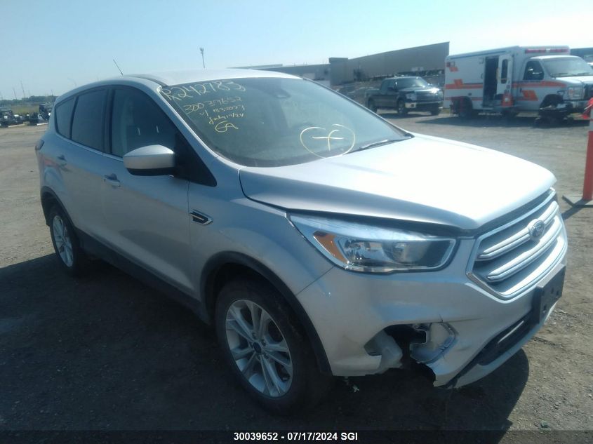 1FMCU9GD8KUB35023 2019 Ford Escape Se