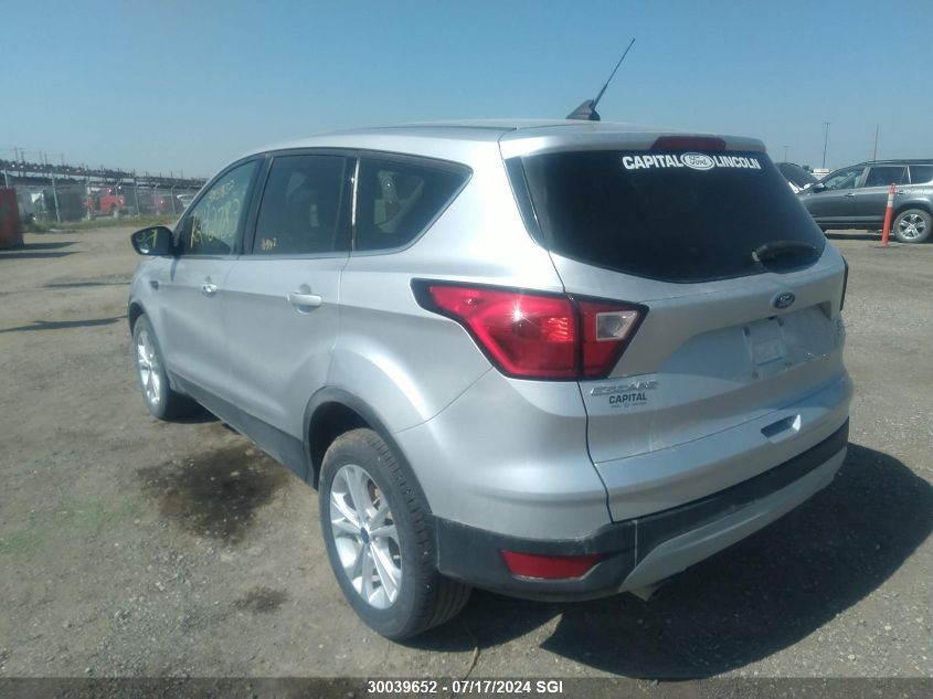 1FMCU9GD8KUB35023 2019 Ford Escape Se