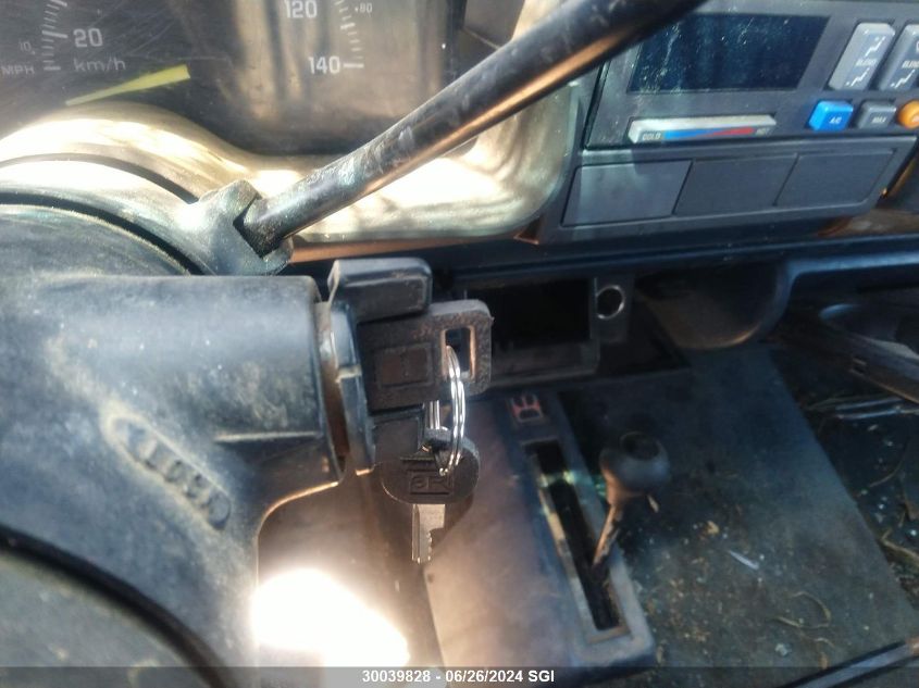 1994 GMC Sierra K1500 VIN: 2GTEK19K6R1523602 Lot: 30039828