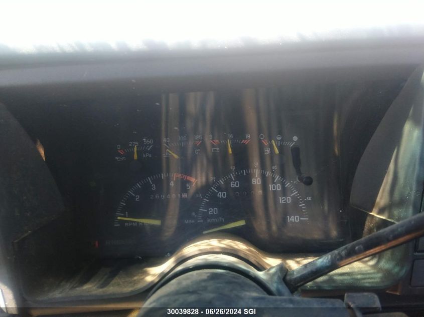 1994 GMC Sierra K1500 VIN: 2GTEK19K6R1523602 Lot: 30039828