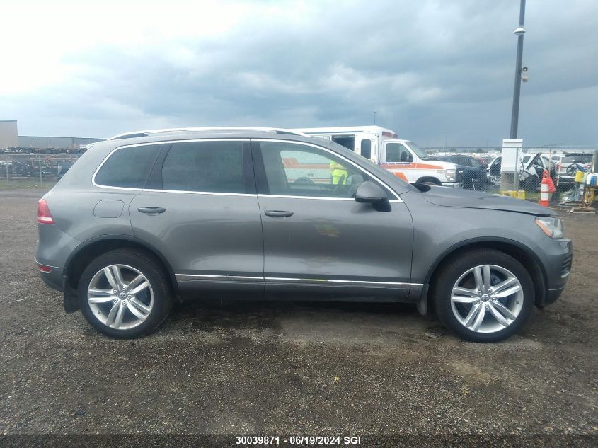 2014 Volkswagen Touareg V6 VIN: WVGDF9BP8ED011483 Lot: 30039871