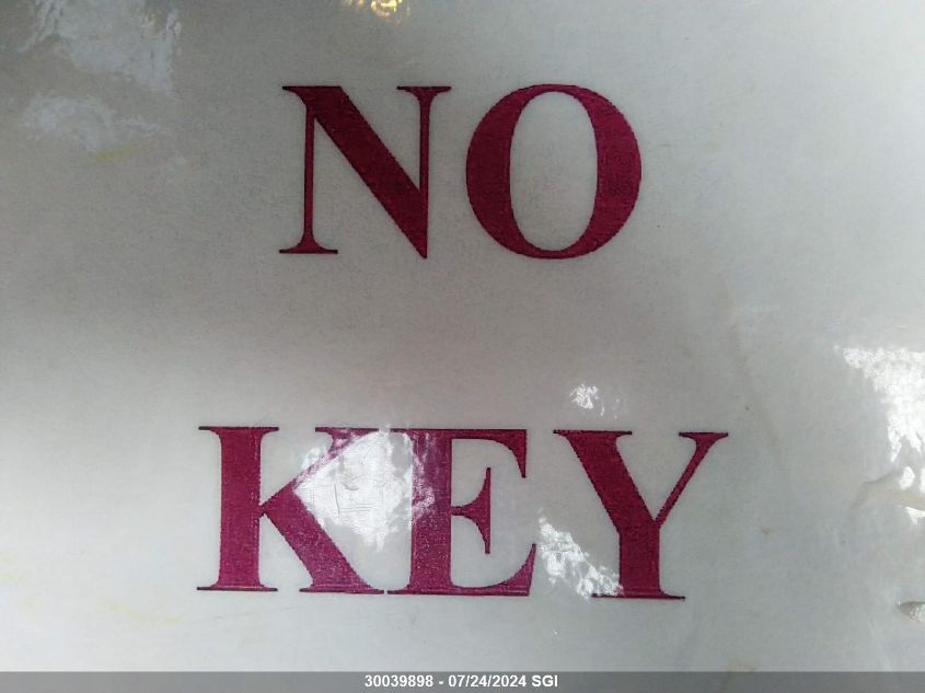 2011 Chevrolet Silverado K1500 Lt VIN: 3GCPKSE30BG172082 Lot: 30039898