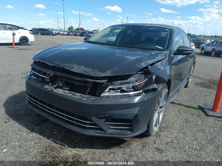 2018 Volkswagen Passat Highline W/ R-Line VIN: 1VWEA7A39JC031541 Lot: 30039966