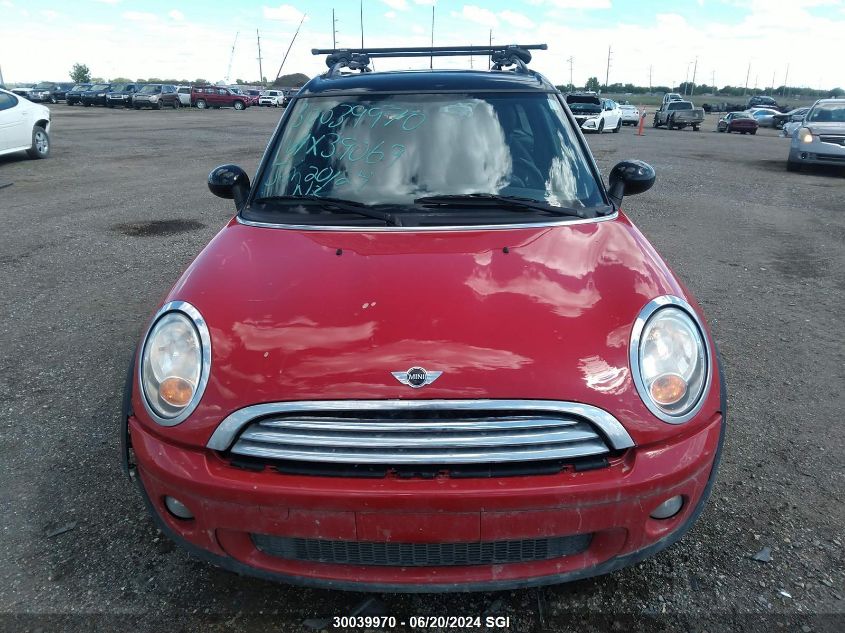 2010 Mini Cooper Clubman VIN: WMWML3C55ATX39069 Lot: 30039970