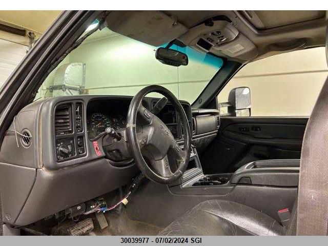 2006 GMC Sierra K2500 Heavy Duty VIN: 1GTHK23D26F235058 Lot: 30039977