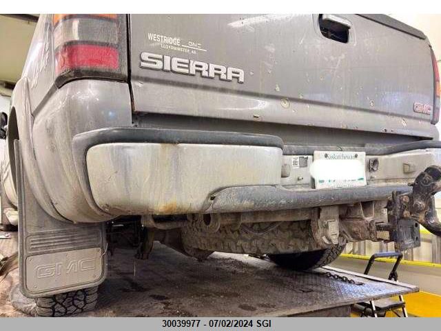 2006 GMC Sierra K2500 Heavy Duty VIN: 1GTHK23D26F235058 Lot: 30039977