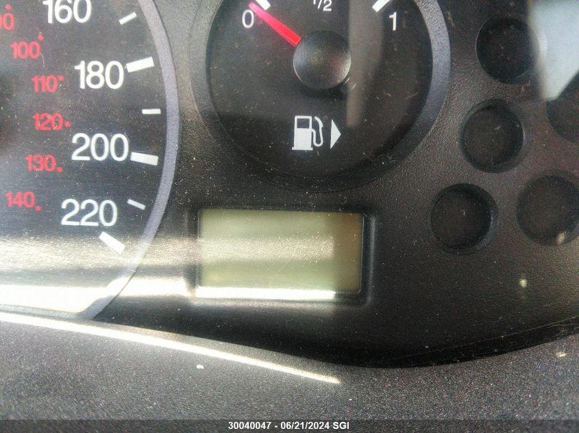 2005 Ford Focus Zx3 VIN: 3FAFP31N65R111666 Lot: 30040047