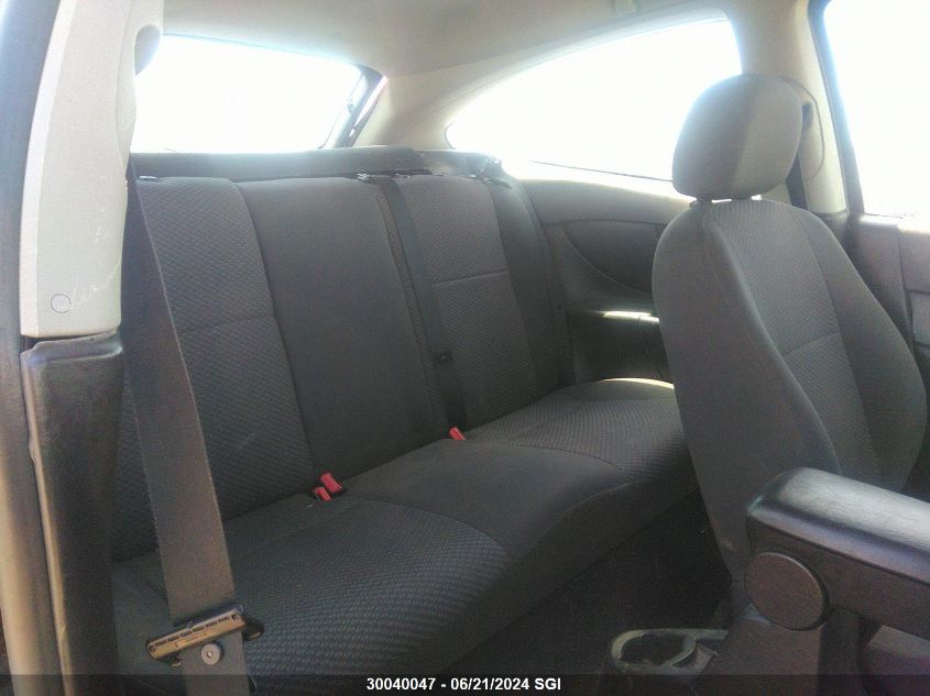 2005 Ford Focus Zx3 VIN: 3FAFP31N65R111666 Lot: 30040047