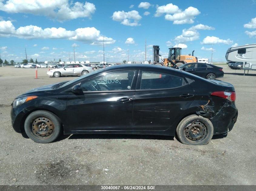 2013 Hyundai Elantra Gls/Limited VIN: 5NPDH4AE6DH325014 Lot: 30040067