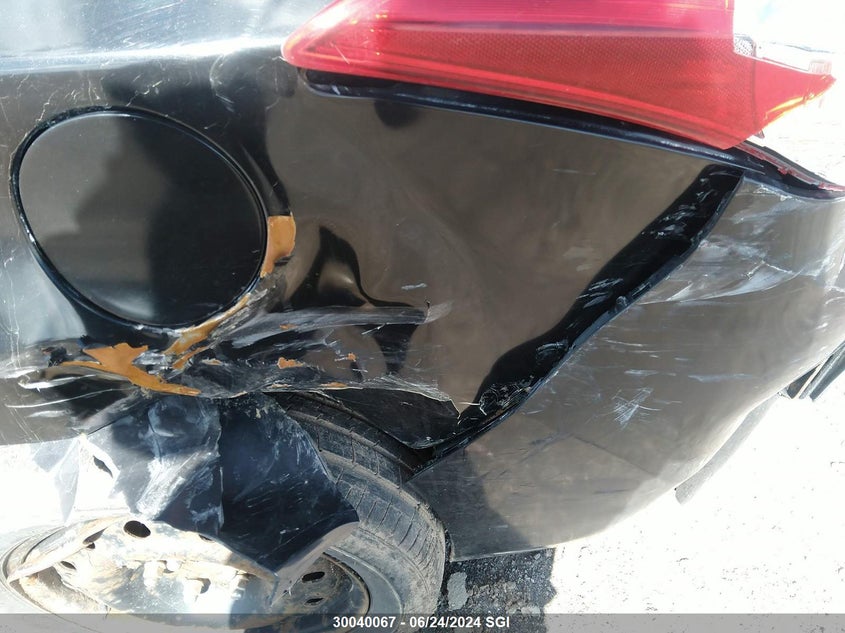 2013 Hyundai Elantra Gls/Limited VIN: 5NPDH4AE6DH325014 Lot: 30040067