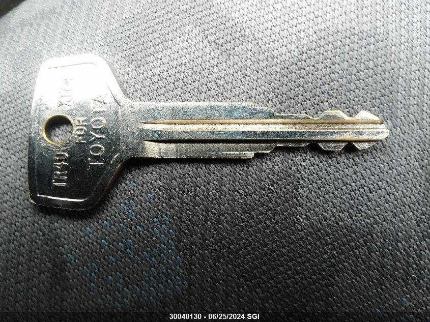 2002 Toyota Echo VIN: JTDBT123120239296 Lot: 30040130