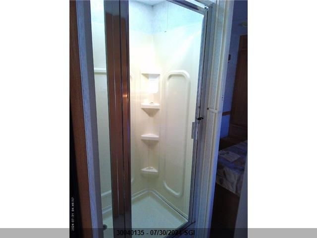 2003 Ford Econoline E450 Super Duty Cutwy Van VIN: 1FDXE45S13HA58640 Lot: 30040135