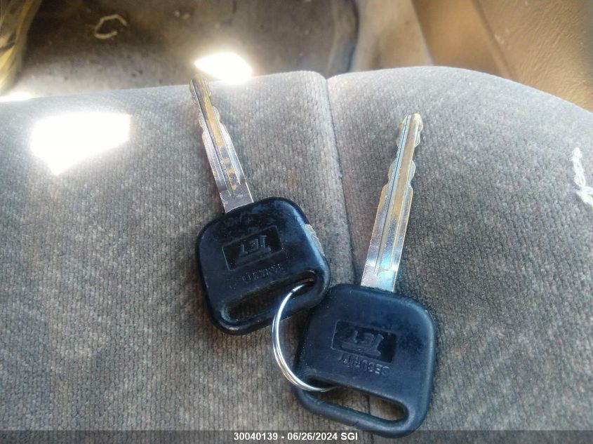 1999 Toyota Camry Le/Xle VIN: JT2BF22K4X0182869 Lot: 30040139