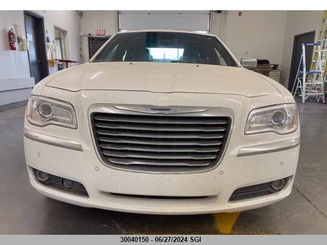 2011 Chrysler 300C VIN: 2C3CA6CT6BH593692 Lot: 30040150