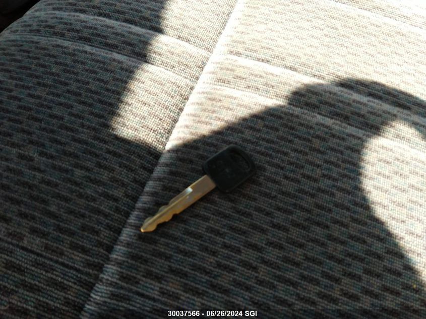 1998 Ford F150 VIN: 2FTZX1867WCB00826 Lot: 30037566