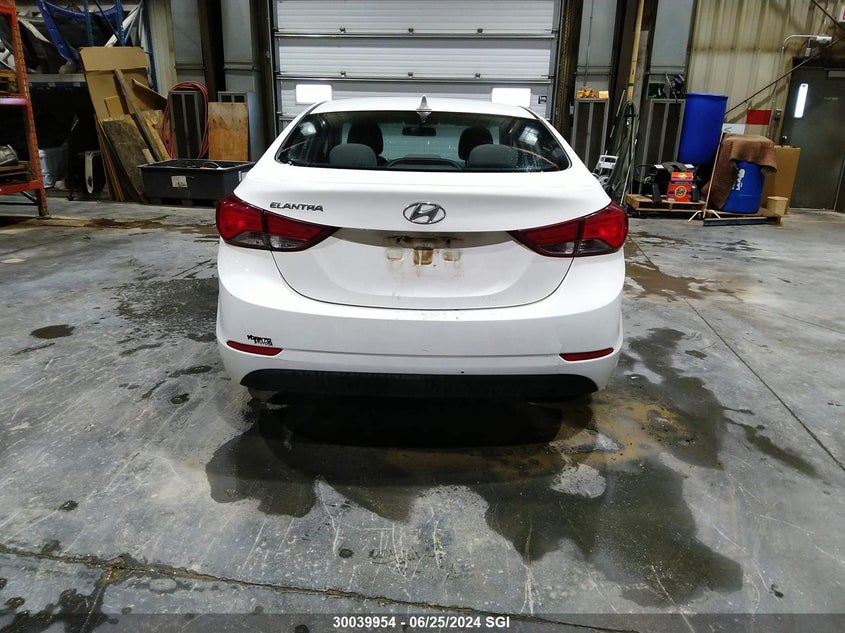 2014 Hyundai Elantra Se/Sport/Limited VIN: 5NPDH4AE2EH527995 Lot: 30039954
