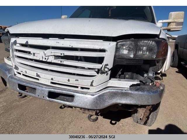 2003 GMC Sierra K2500 Heavy Duty VIN: 1GTHK231X3F211821 Lot: 30040236