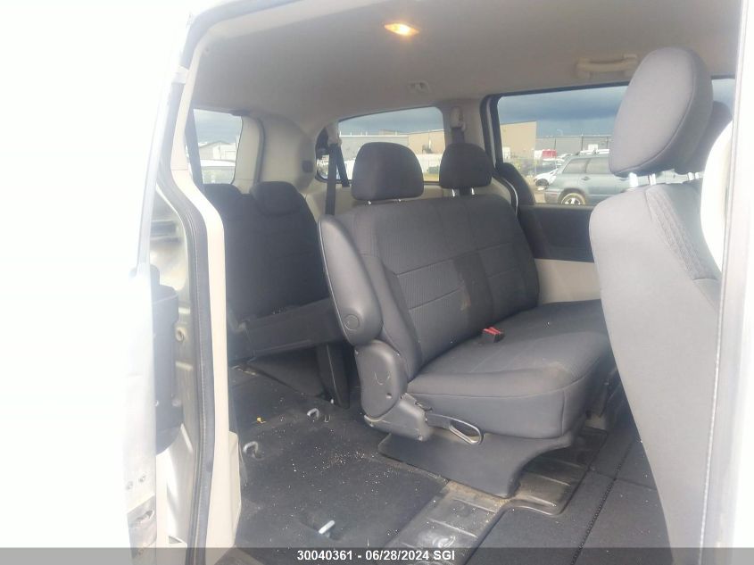 2010 Dodge Grand Caravan Se VIN: 2D4RN4DE6AR237379 Lot: 30040361