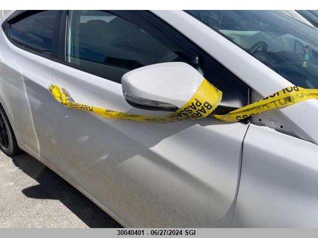 2014 Hyundai Elantra Se/Sport/Limited VIN: KMHDH4AH2EU073646 Lot: 30040401