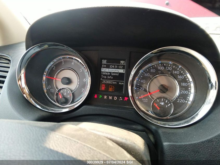 2011 Chrysler Town & Country Touring VIN: 2A4RR5DG1BR727247 Lot: 30039929