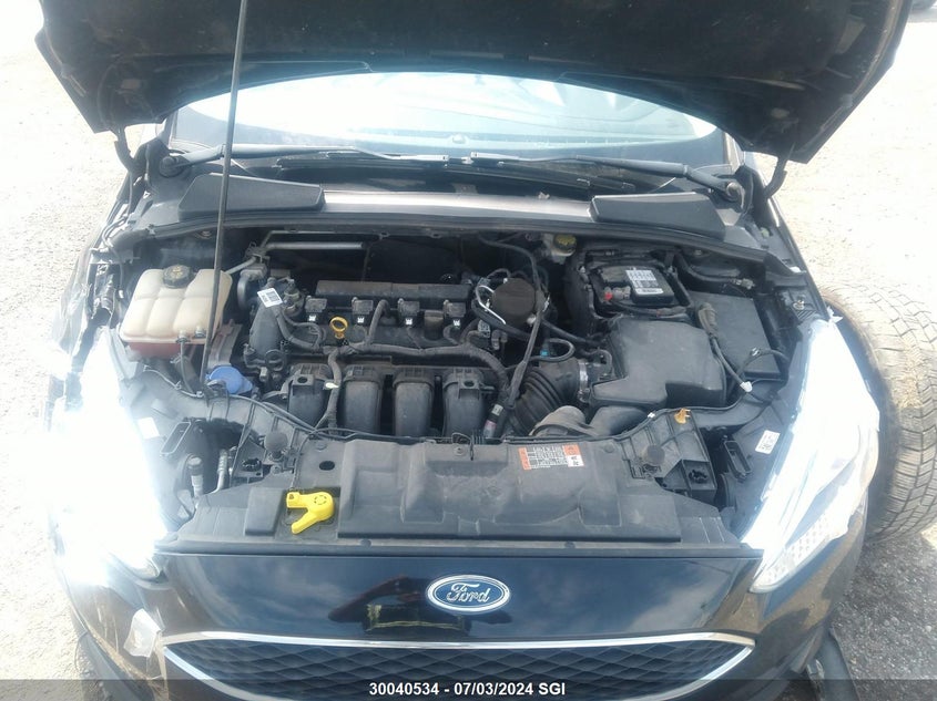 2015 Ford Focus Se VIN: 1FADP3K26FL331840 Lot: 30040534