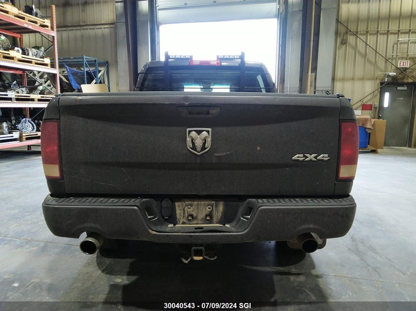 2017 Ram 1500 St VIN: 3C6RR7KT3HG728763 Lot: 30040543