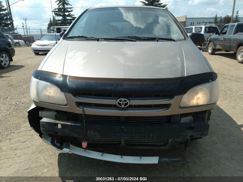 1998 Toyota Sienna Le/Xle VIN: 4T3ZF13C1WU038990 Lot: 30031283