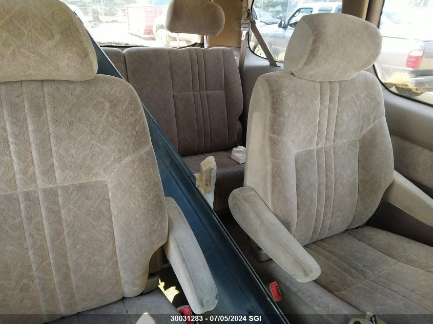 1998 Toyota Sienna Le/Xle VIN: 4T3ZF13C1WU038990 Lot: 30031283