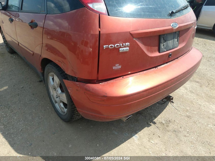 2005 Ford Focus Zx5 VIN: 3FAFP37N75R110131 Lot: 30040591