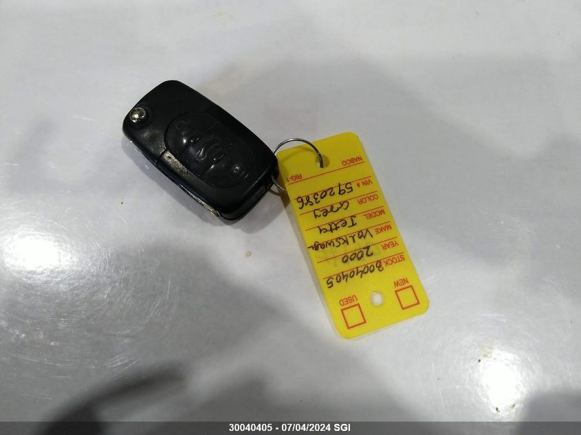 2000 Volkswagen Jetta Gls VIN: 3VWSA29M9YM092657 Lot: 30040405