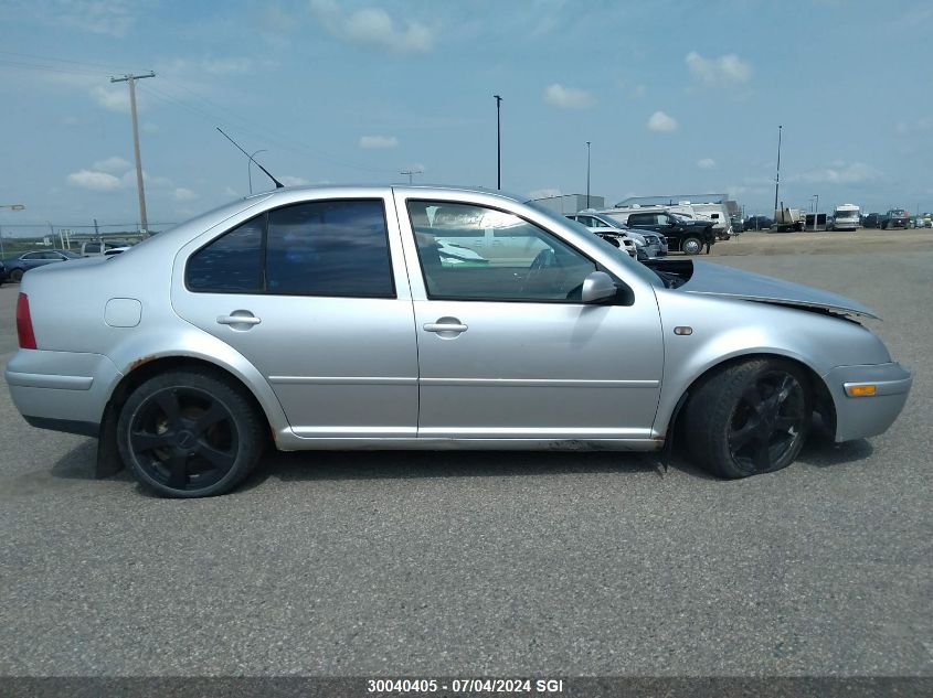 2000 Volkswagen Jetta Gls VIN: 3VWSA29M9YM092657 Lot: 30040405
