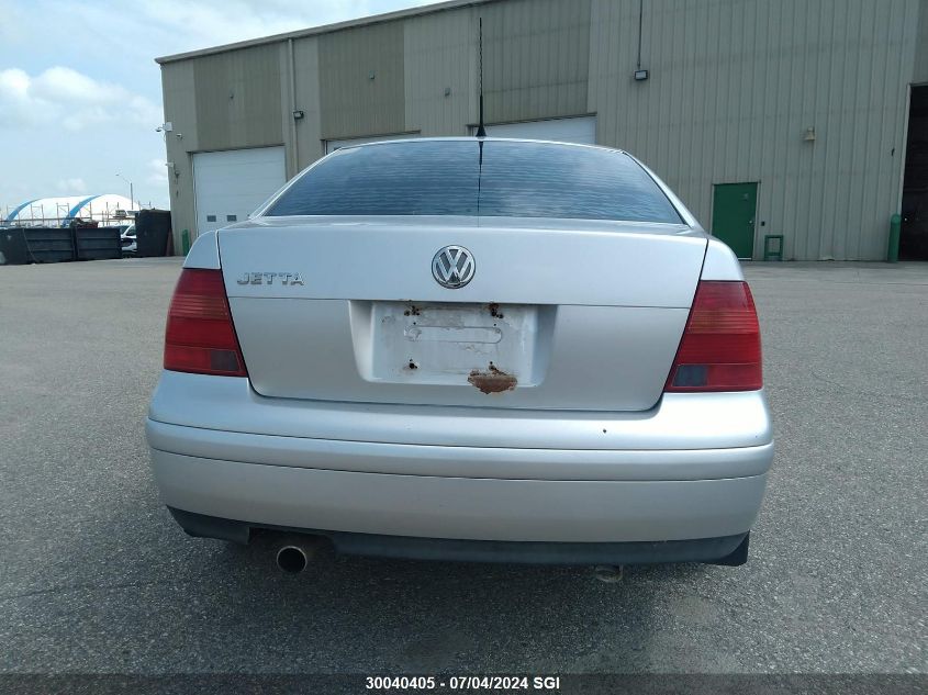2000 Volkswagen Jetta Gls VIN: 3VWSA29M9YM092657 Lot: 30040405