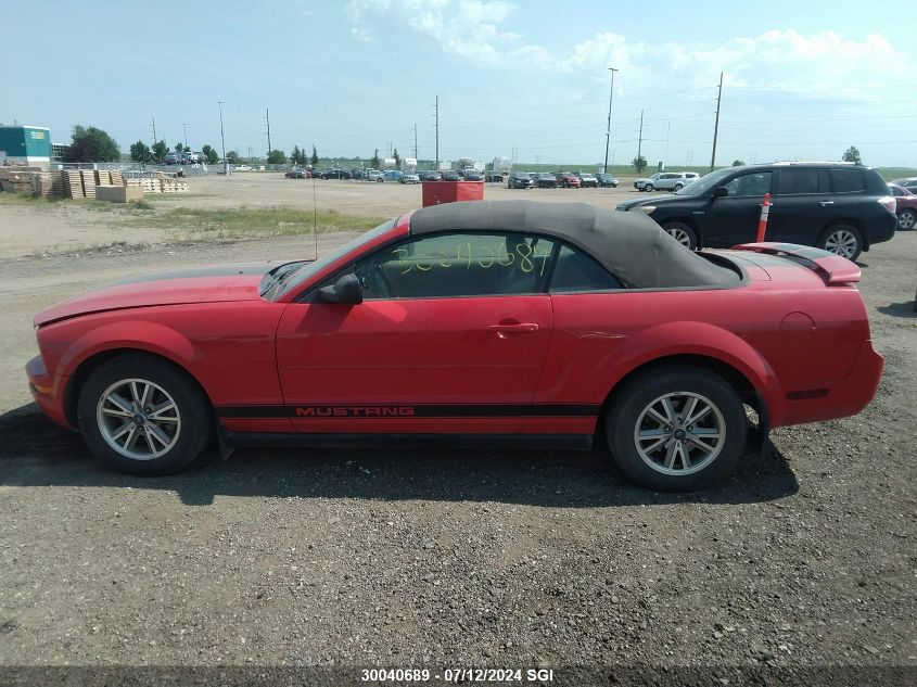 2005 Ford Mustang VIN: 1ZVFT84N355195704 Lot: 30040689