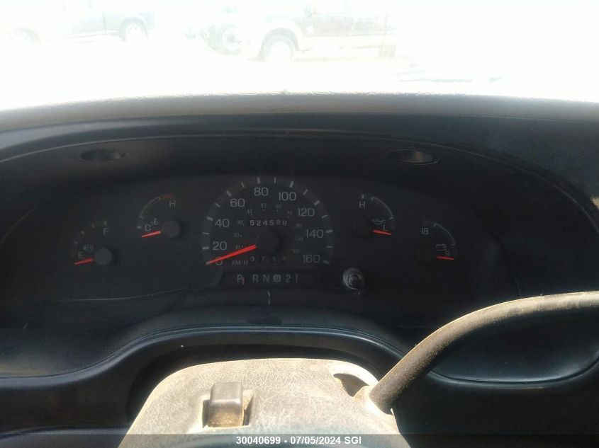 2002 Ford Econoline E350 Super Duty Ctway Van VIN: 1FDWE35F22HA27761 Lot: 30040699