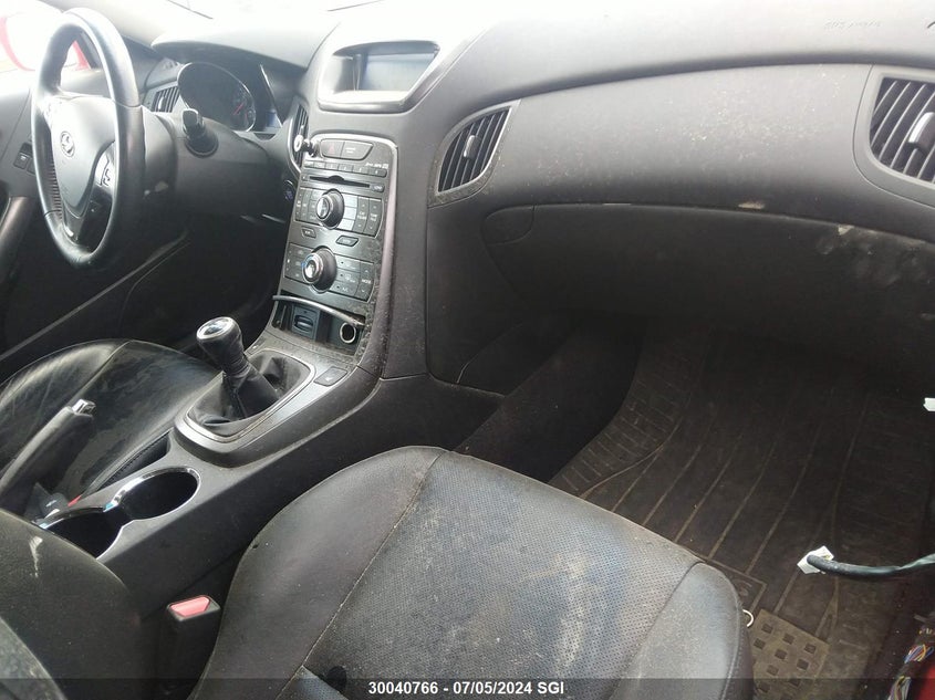 2011 Hyundai Genesis Coupe 3.8L VIN: KMHHU6KH6BU060076 Lot: 30040766