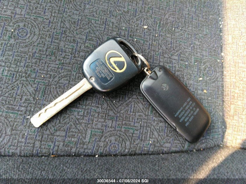 2000 Lexus Es 300 VIN: JT8BF28G2Y0238253 Lot: 30036544